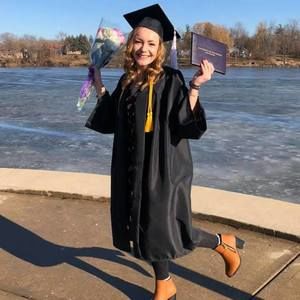 Meet your Posher, Sarah